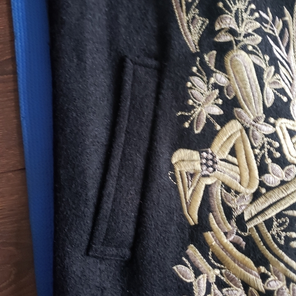 Embroidery Wool Coat - Picture 11 of 16